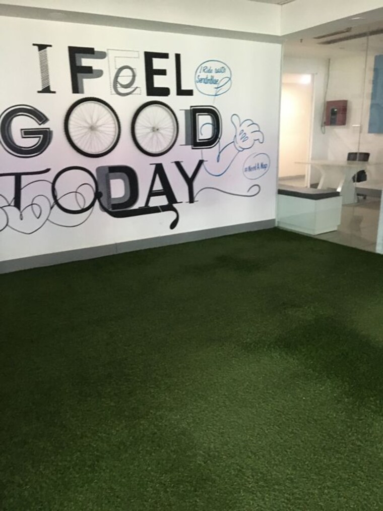  Parking, sector 63 Commercial Office Space 500 Sq.Ft. In Sector 63 Noida 10084492