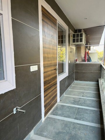 Kitchen in 1 BHK Builder Floor at Ansal Sushant Lok I, Sector 43 – for Rent