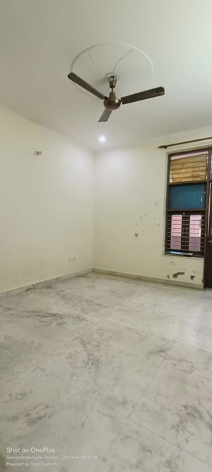Room in 2 BHK Builder Floor at Sector 46 – for Rent