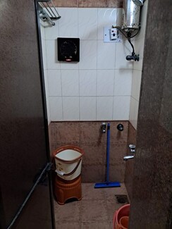 1 BHK Apartment For Rent in Malad Apartment