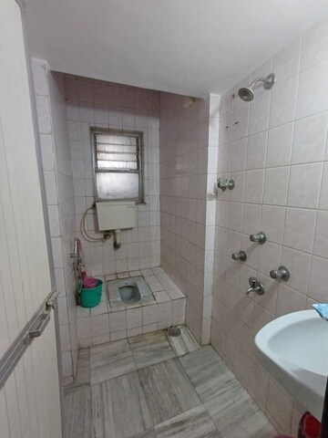 Bathroom in 2 BHK Apartment at Pratap Tower, Uthalsar – for Rent
