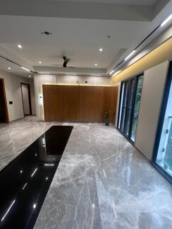 4 BHK + Servant Room Builder Floor For Sale in Naraina