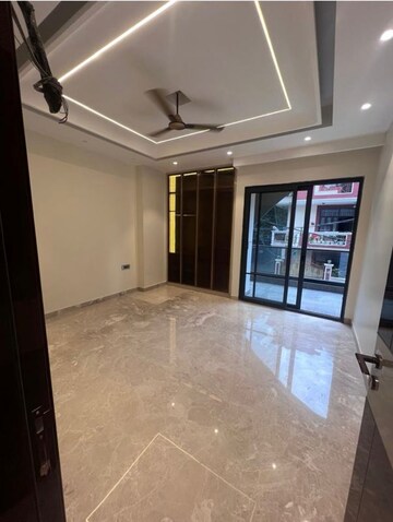 Room in 4 BHK Builder Floor at Naraina – for Sale