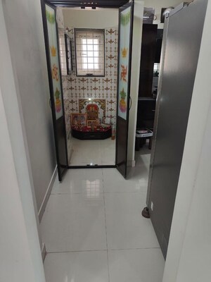 Room in 3 BHK Apartment at Kondapur – for Sale