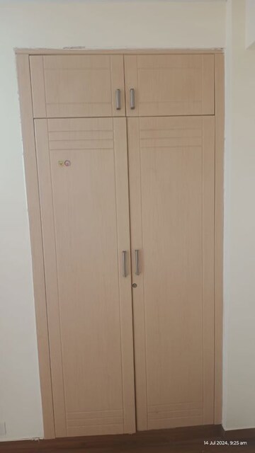 Furnished Amenities in 3 BHK Apartment at BPTP The Resort, Sector 75 – for Rent