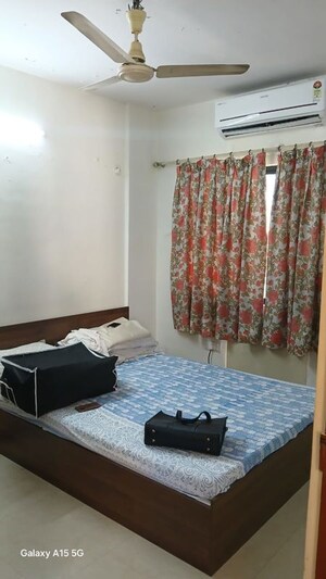 2 BHK Apartment For Sale in Sadguru Paradise, Mira Road