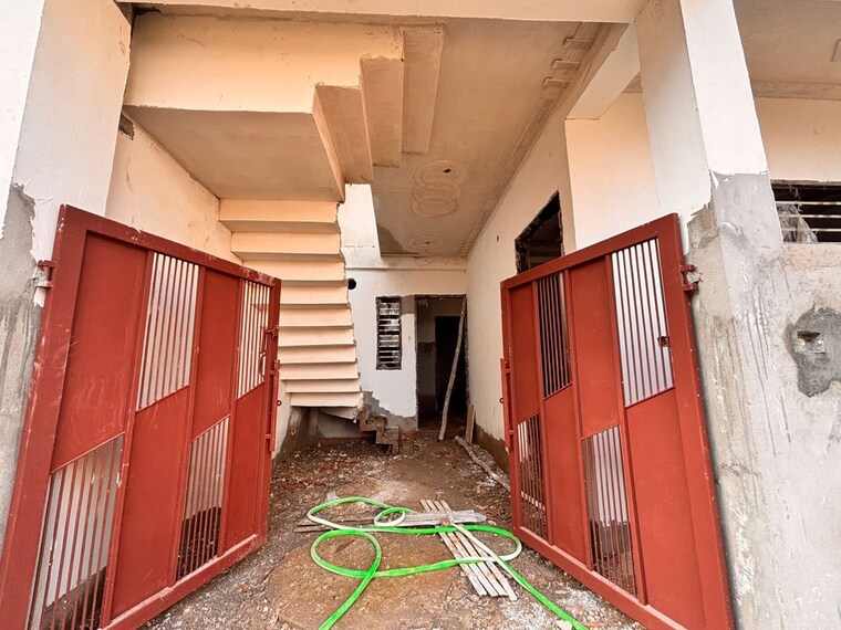  Parking, jankipuram 3 Bedroom 1350 Sq.Ft. Independent House In Jankipuram Lucknow 9890045