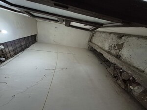 Room in 1.5 BHK Builder Floor at Mayur Vihar – for Rent