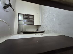 Kitchen in 1.5 BHK Builder Floor at Mayur Vihar – for Rent