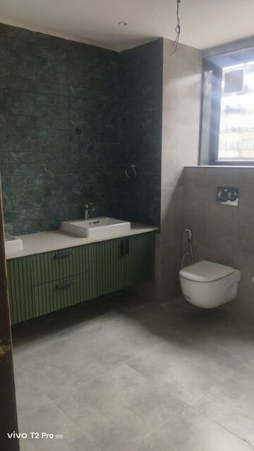 Bathroom in 4 BHK Builder Floor at Unitech Uniworld Resorts-The Residences, Sector 33 – for Rent