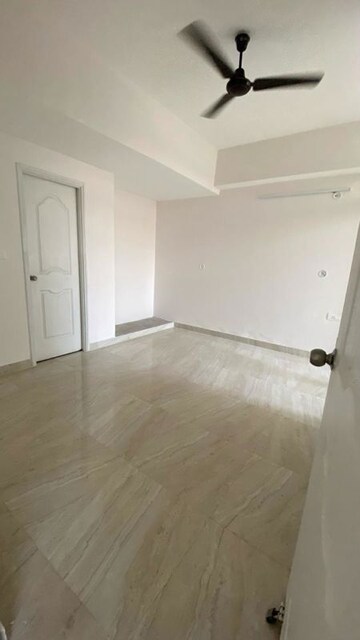 Room in 2 BHK Apartment at Chandra Panorama, Sushant Golf City – for Rent