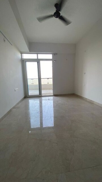 Room in 2 BHK Apartment at Chandra Panorama, Sushant Golf City – for Rent