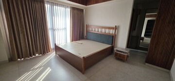 Bedroom in 4 BHK Builder Floor at Unitech Uniworld Resorts-The Residences, Sector 33 – for Rent