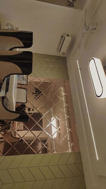 Furnished Amenities in 3.5 BHK Builder Floor at Unitech Uniworld Resorts-The Residences, Sector 33 – for Rent