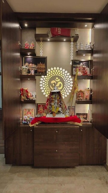 Furnished Amenities in 3.5 BHK Builder Floor at Unitech Uniworld Resorts-The Residences, Sector 33 – for Rent