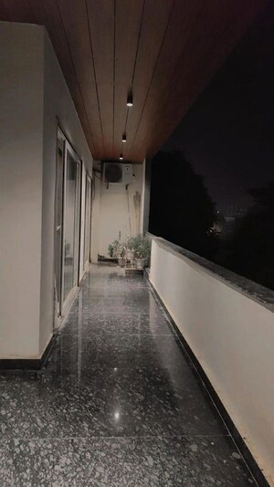 3.5 BHK Builder Floor For Rent in Unitech Uniworld Resorts-The Residences, Sector 33