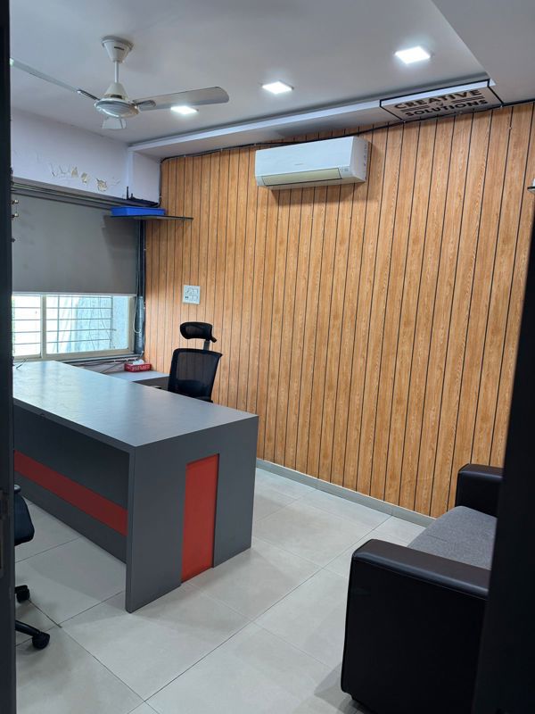 Office Space For Rent in Adajan