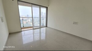 Bedroom in 2 BHK Apartment at Lotus Lotus Link Square, Malad West – for Rent