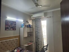 3 BHK Builder Floor For Rent in Central Park Flower Valley
