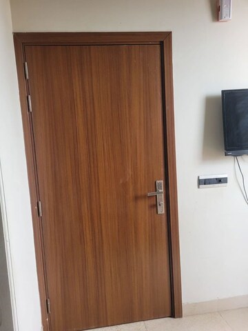 Furnished Amenities in 3 BHK Builder Floor at Central Park Flower Valley, Sohna Sector 33 – for Rent