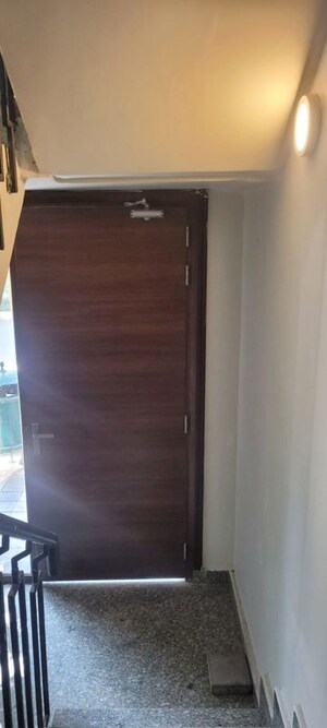 Furnished Amenities in 3 BHK Builder Floor at Central Park Flower Valley, Sohna Sector 33 – for Rent