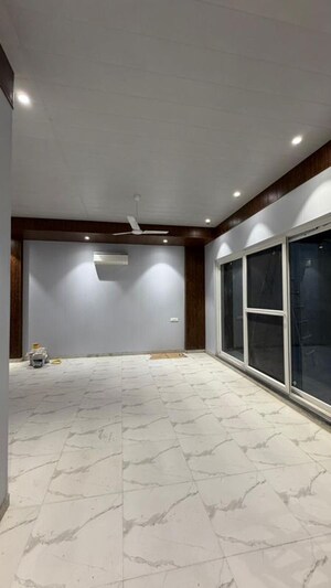  Office Space For Rent in Sector 21