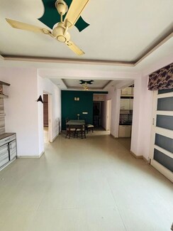 3 BHK Apartment For Sale in Tulip White