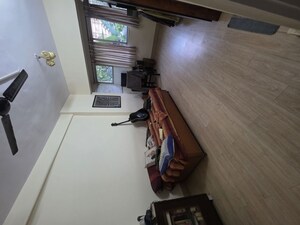 Team Area in 2 BHK Apartment at Ajit CHS, Malad West – for Rent