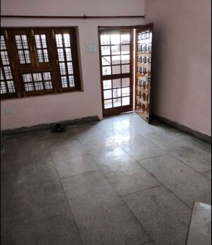 3 BHK Independent House For Rent in Aliganj