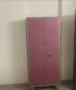Room in 2 BHK Apartment at Rudra Twin Towers, Butler Colony – for Rent