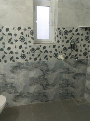 Bathroom in 2 BHK Builder Floor at RWA Apartments Sector 47, Sector 47 – for Rent