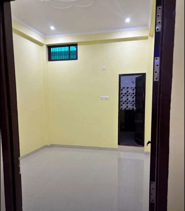 Room, gomti nagar 3 Bedroom 1620 Sq.Ft. Apartment In Gomti Nagar Lucknow 10084940