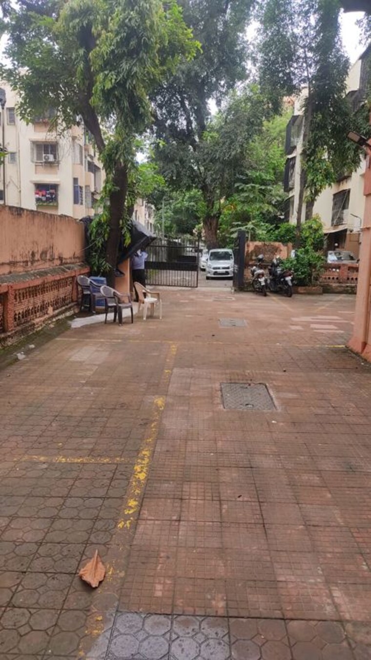  Parking, andheri west 1 Bedroom 600 Sq.Ft. Apartment In Andheri West Mumbai 10084947