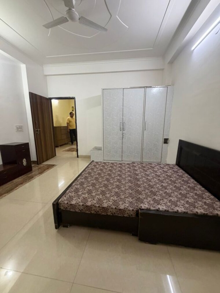 Bedroom, sector 30 2 Bedroom 1300 Sq.Ft. Builder Floor In Sector 30 Gurgaon 10084991