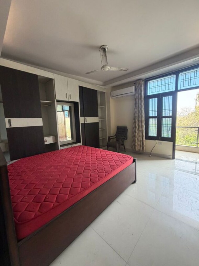 Bedroom, sector 30 2 Bedroom 1300 Sq.Ft. Builder Floor In Sector 30 Gurgaon 10084991
