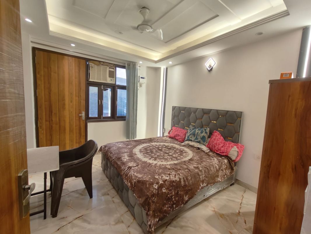 1 BHK + Study Room Builder Floor For Rent in Geetanjali Enclave