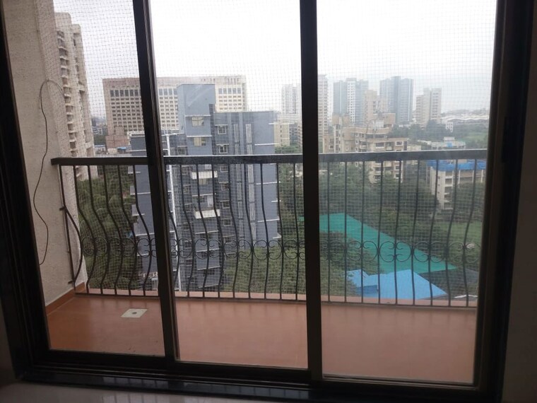 Swimming Pool, andheri west 2 Bedroom 1000 Sq.Ft. Apartment In Andheri West Mumbai 10085015