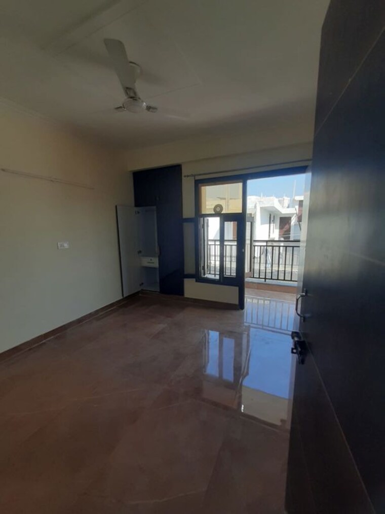 Room, chattarpur 1 Bedroom 55 Sq.Yd. Builder Floor In Chattarpur Delhi 10085021