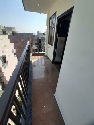 Balcony in 1 BHK Builder Floor at Chattarpur – for Rent