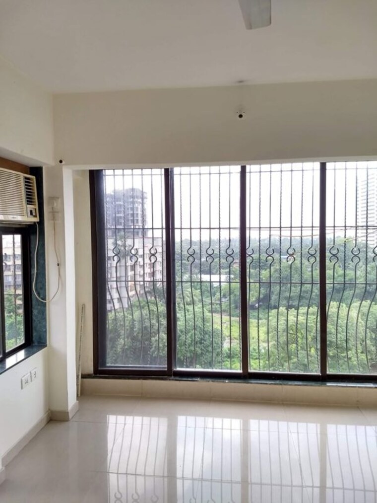 Room, miraj-residency 1 Bedroom 700 Sq.Ft. Apartment In Malad West Mumbai 9969733