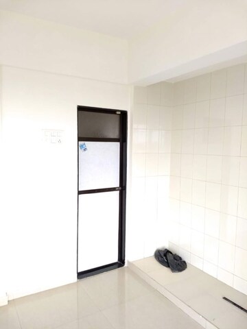 Room in 1 BHK Apartment at Miraj Residency, Malad West – for Sale