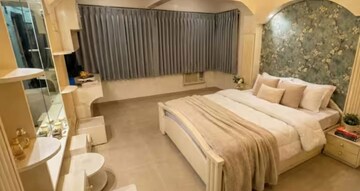 Bedroom in 1 BHK Apartment at Andheri West – for Rent