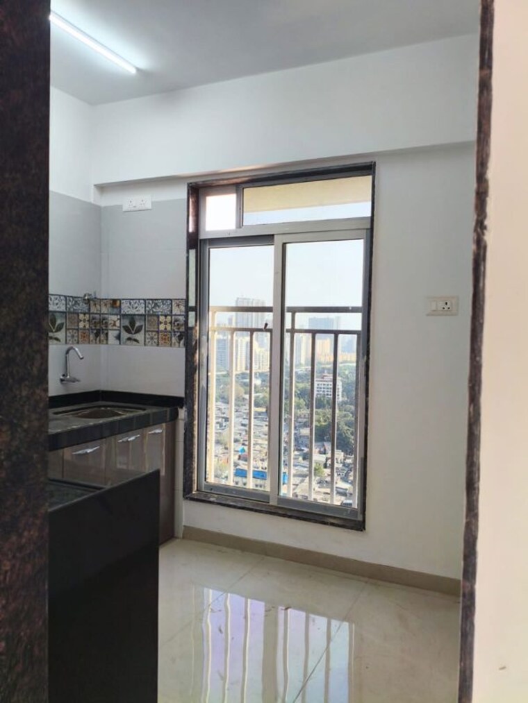 Room, shraddha-vardaan 1 Bedroom 350 Sq.Ft. Apartment In Bhandup West Mumbai 10085032