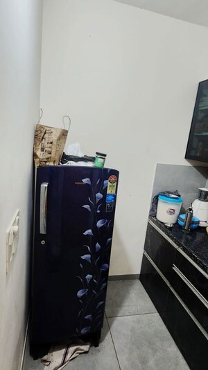 Furnished Amenities in 2 BHK Apartment at Arvind Elan, Kothrud – for Rent