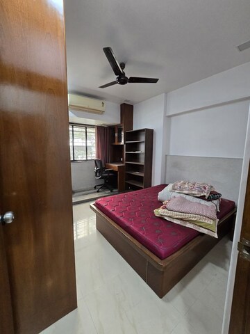 Bedroom in 2 BHK Apartment at Maruti Darshan CHS, Mulund East – for Rent