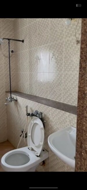 Bathroom in 4 BHK Apartment at Andheri West – for Rent