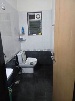 2 BHK Apartment For Rent in Royal Heights Pune