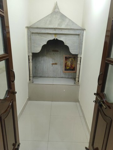 Bathroom in 1 RK Independent House at RWA Apartments Sector 51, Sector 51 – for Rent