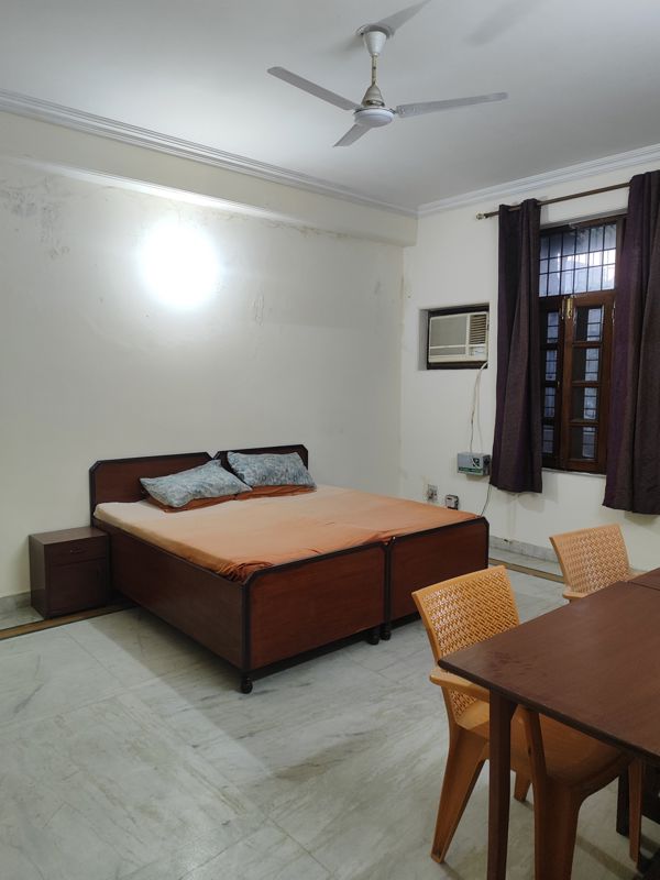 1 Rk+ Pooja Room,Servant Room,Study Room,Extra Room Independent House For Rent in RWA Apartments Sector 51