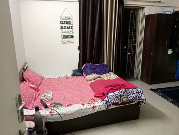 Bedroom, neo-classicism 3 Bedroom 1500 Sq.Ft. Apartment In Bopodi Pune 10085076